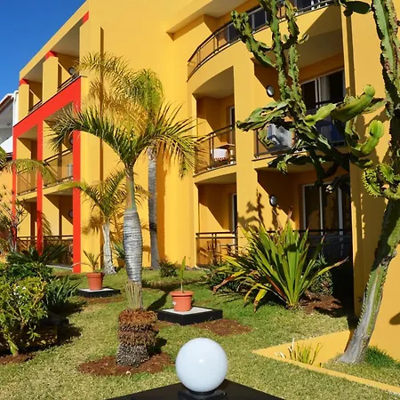 Hotel Cais Da Oliveira-3